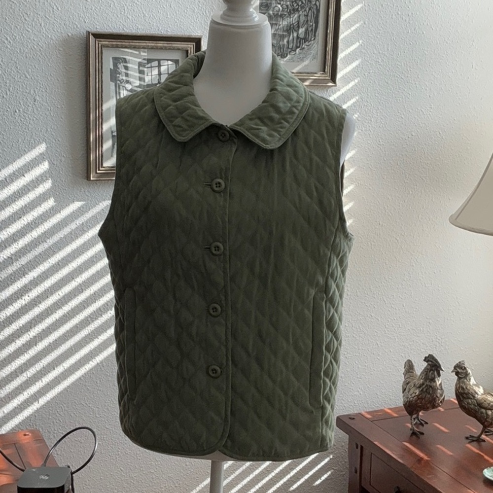 Cabela's Green Quilted Vest